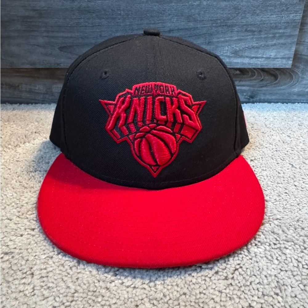 Knicks hat youth SnapBack
